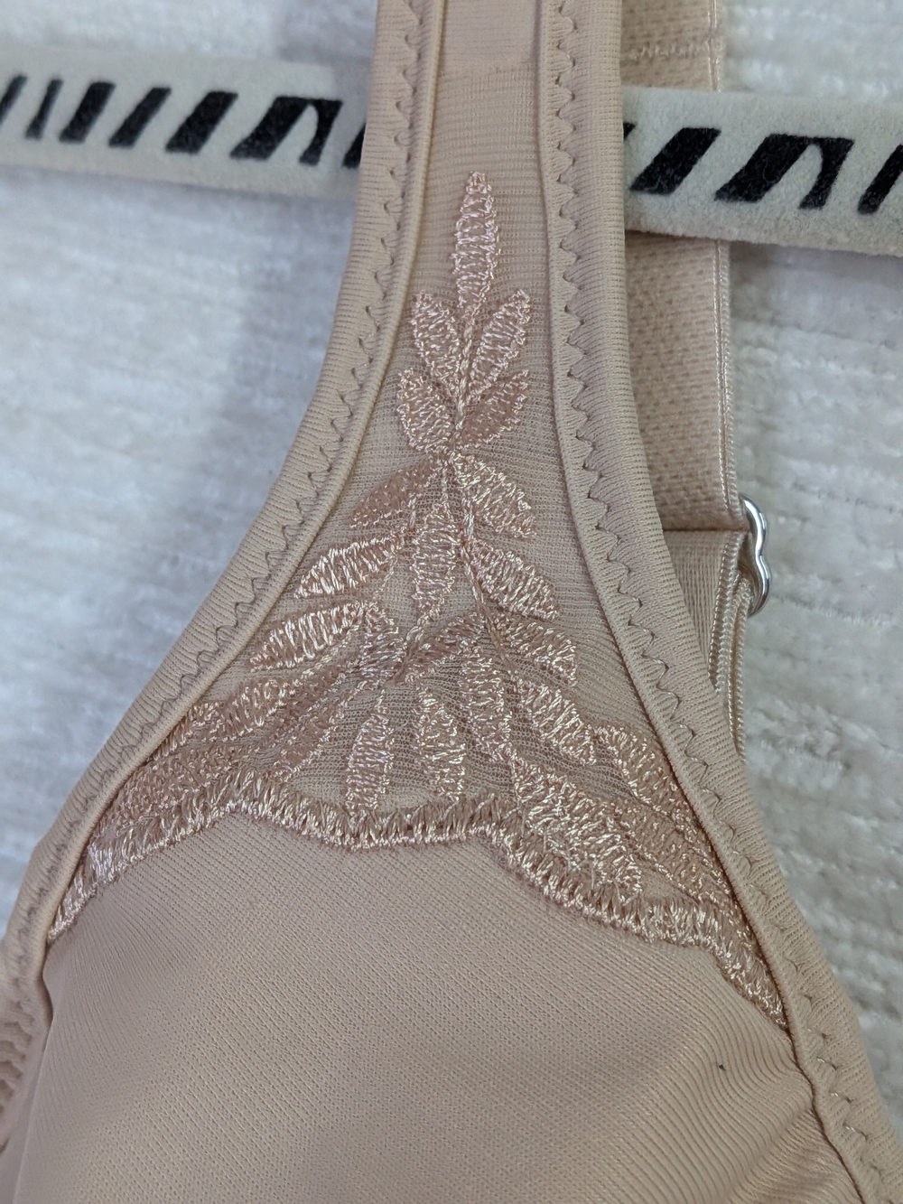 Bali Passion For Comfort Minimizer Underwire T-Shirt Bra 38D with Lace-Trim New - Picture 7 of 11